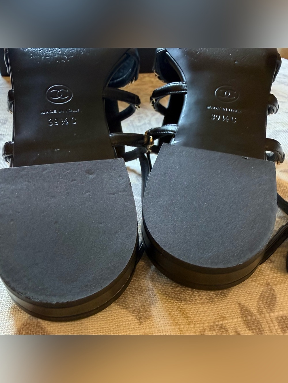 CHANEL ✨Like New✨ Black Lambskin Chain Link Flat Slingback Sandals Size 39.5 - Picture 11 of 14